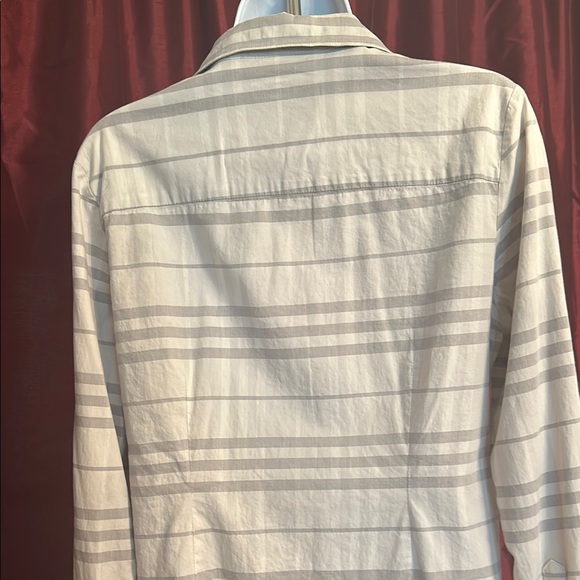 Burberry Gray and White Button Down Shirt - Picture 5 of 6